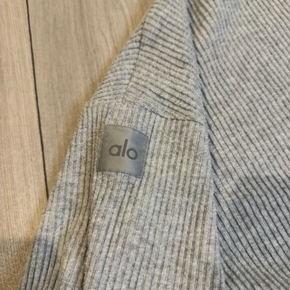 Alo Yoga Muse Cropped Hoodie in Heather Gray Women’s Large - Picture 4 of 4